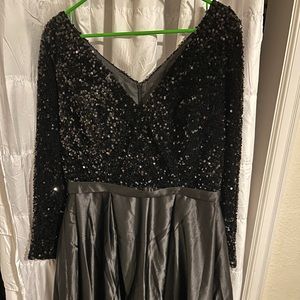 Sparkly Sequin Prom Ball Gown with Pockets Long Sleeve Satin Formal.